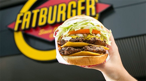 Fatburger arrive en France