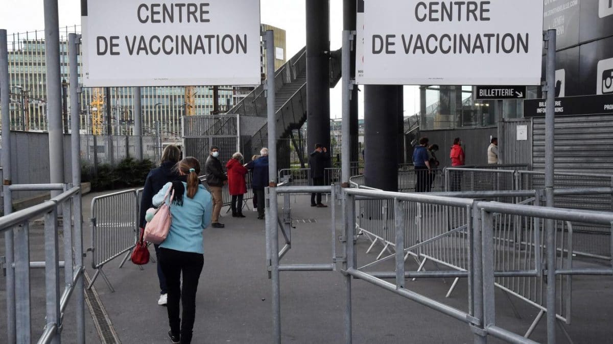 Campagne de vaccination contre la Covid 19, des centres commerciaux transformés en centre de vaccination!