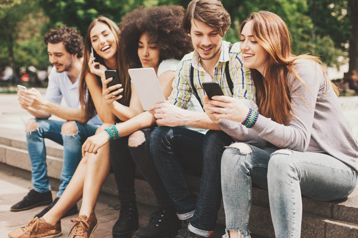 Influence des réseaux sociaux sur la santé mentale des jeunes : TikTok lance une nouvelle fonctionnalité pour pallier cela !