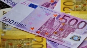 Des billets en euros - Source : Pixabay